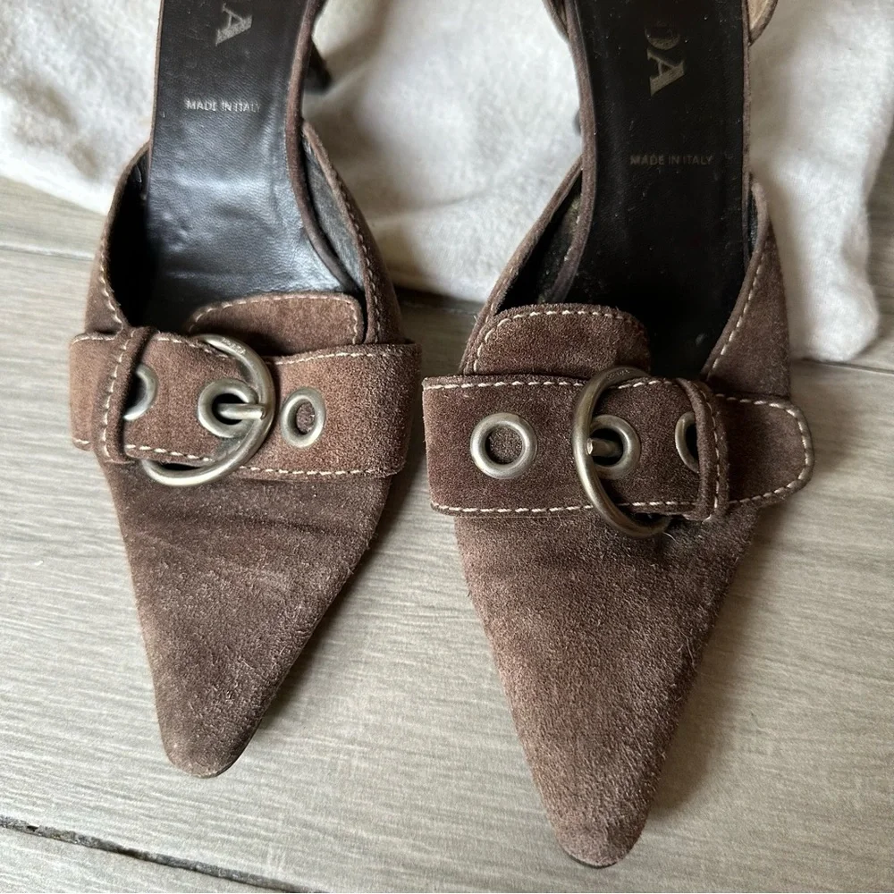 Prada 2002 Spring Brown Suede Pointed Buckle Kitten Heels - Picture 2 of 7